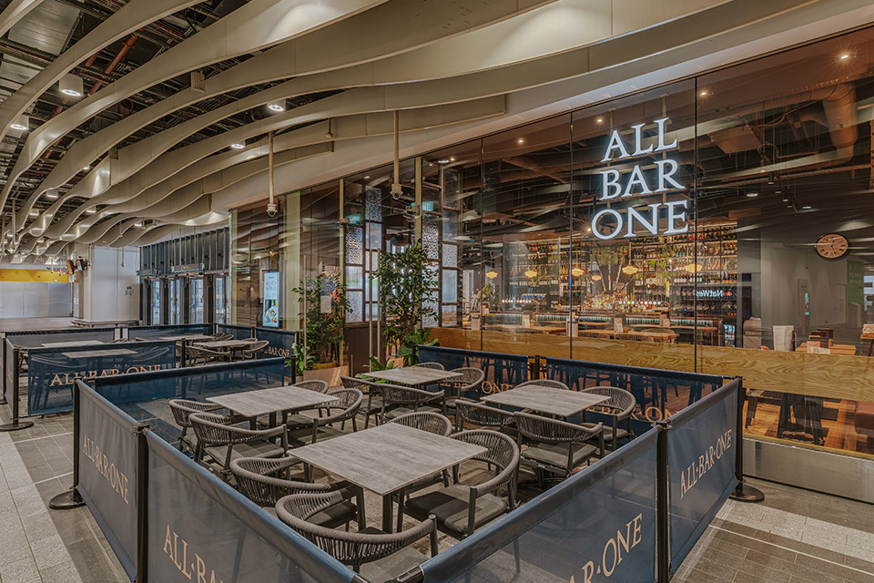 All Bar One | All Bar One New Street Station in Birmingham