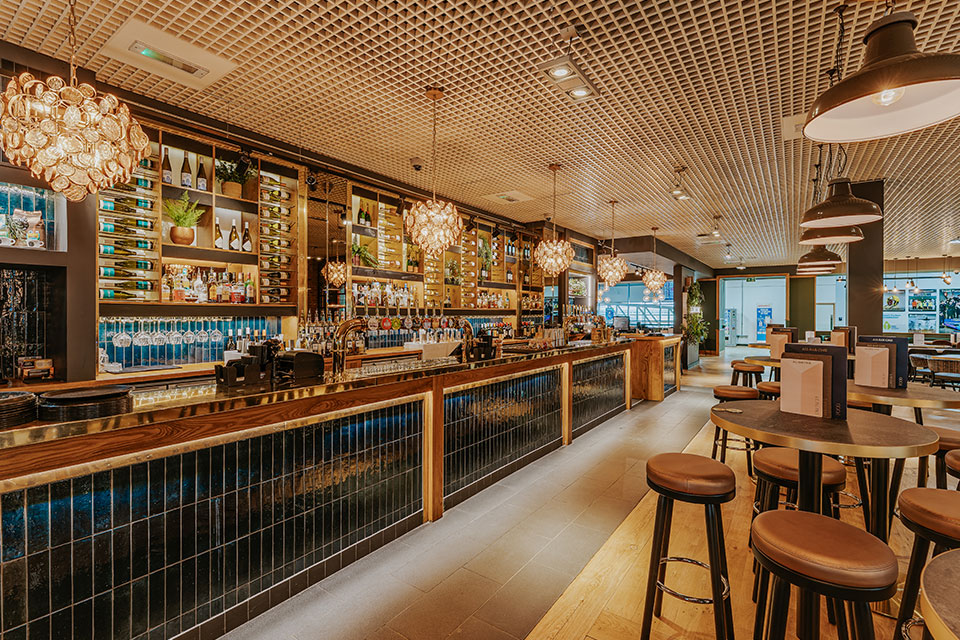 Birmingham Airport Airside Terminal 2 | All Bar One